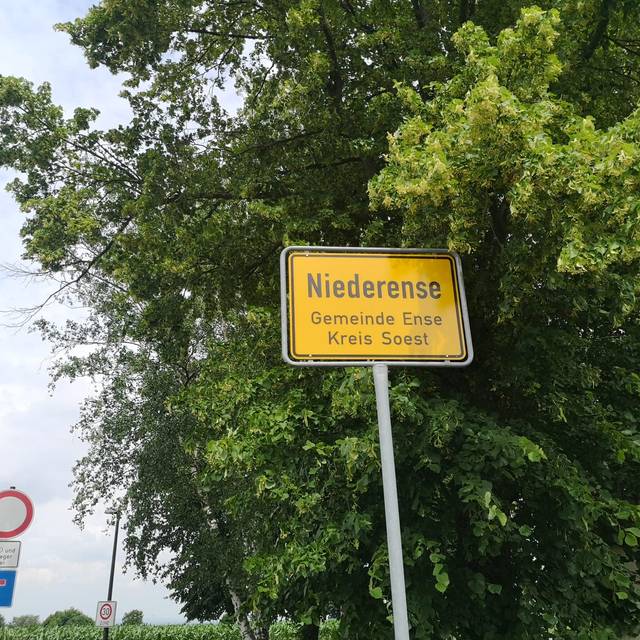 Ortsschild Ense-Niederense.