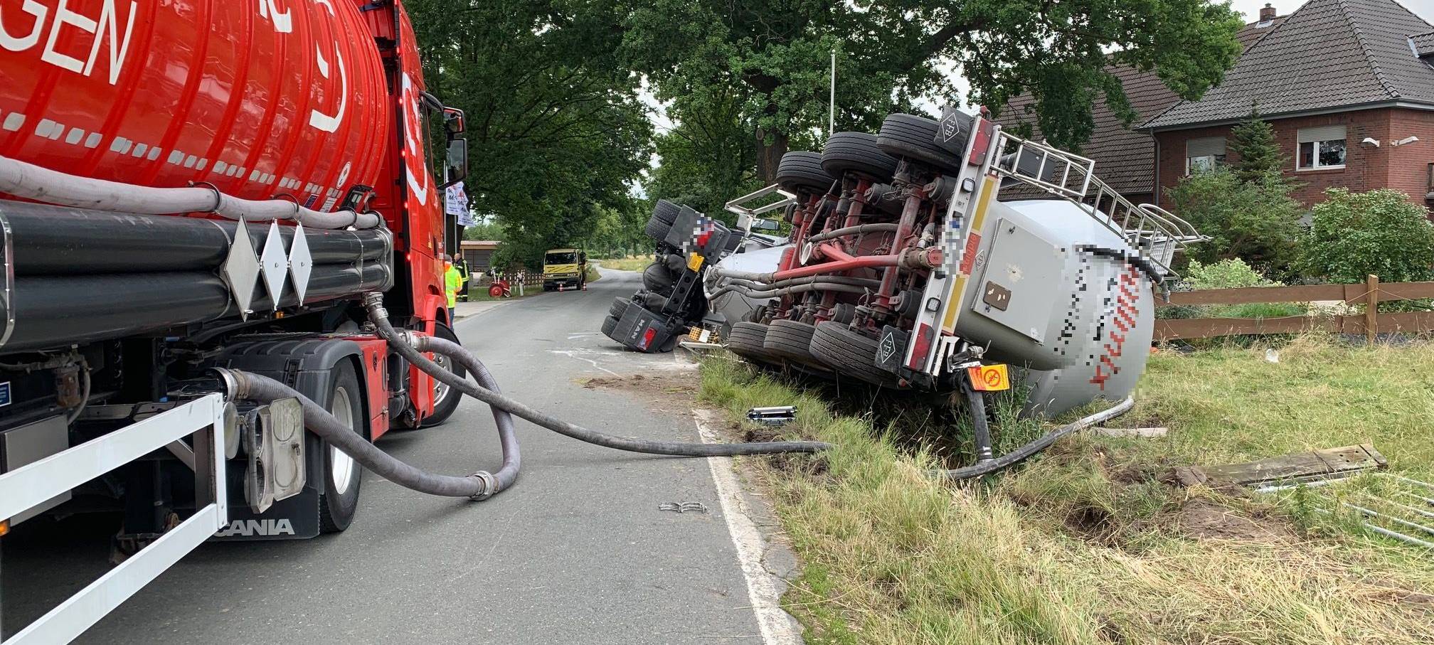 LKW in Vellinghausen umgekippt