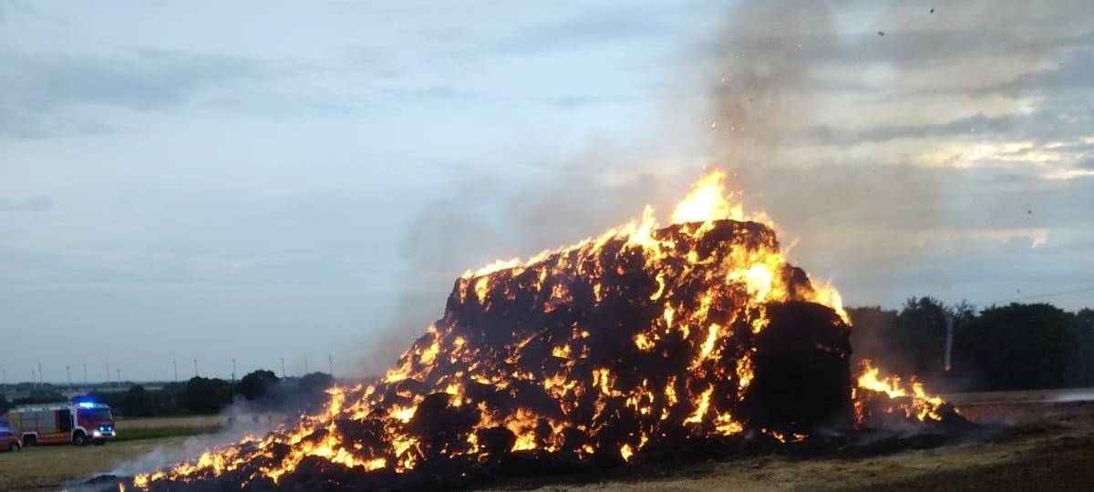 Strohballenbrände im Kreis Soest und Umgebung