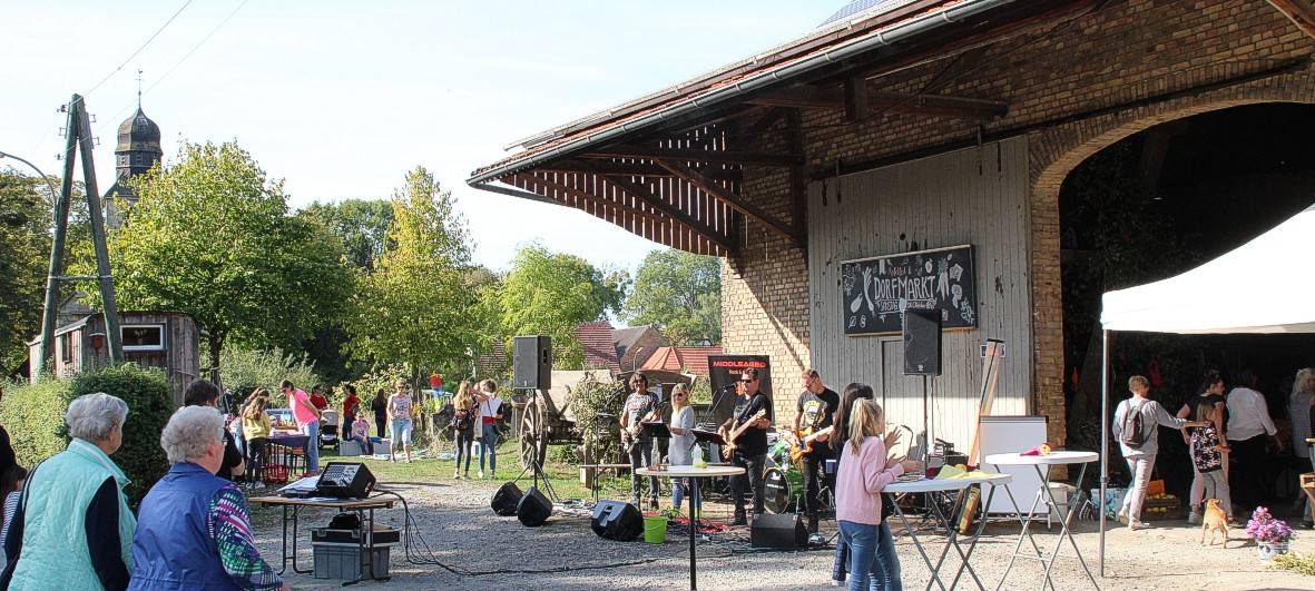 Herbstmarkt und Apfelfest in Dedinghausen