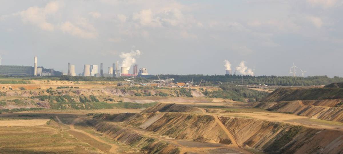 Kühlturm in Hamm-Uentrop erfolgreich gesprengt