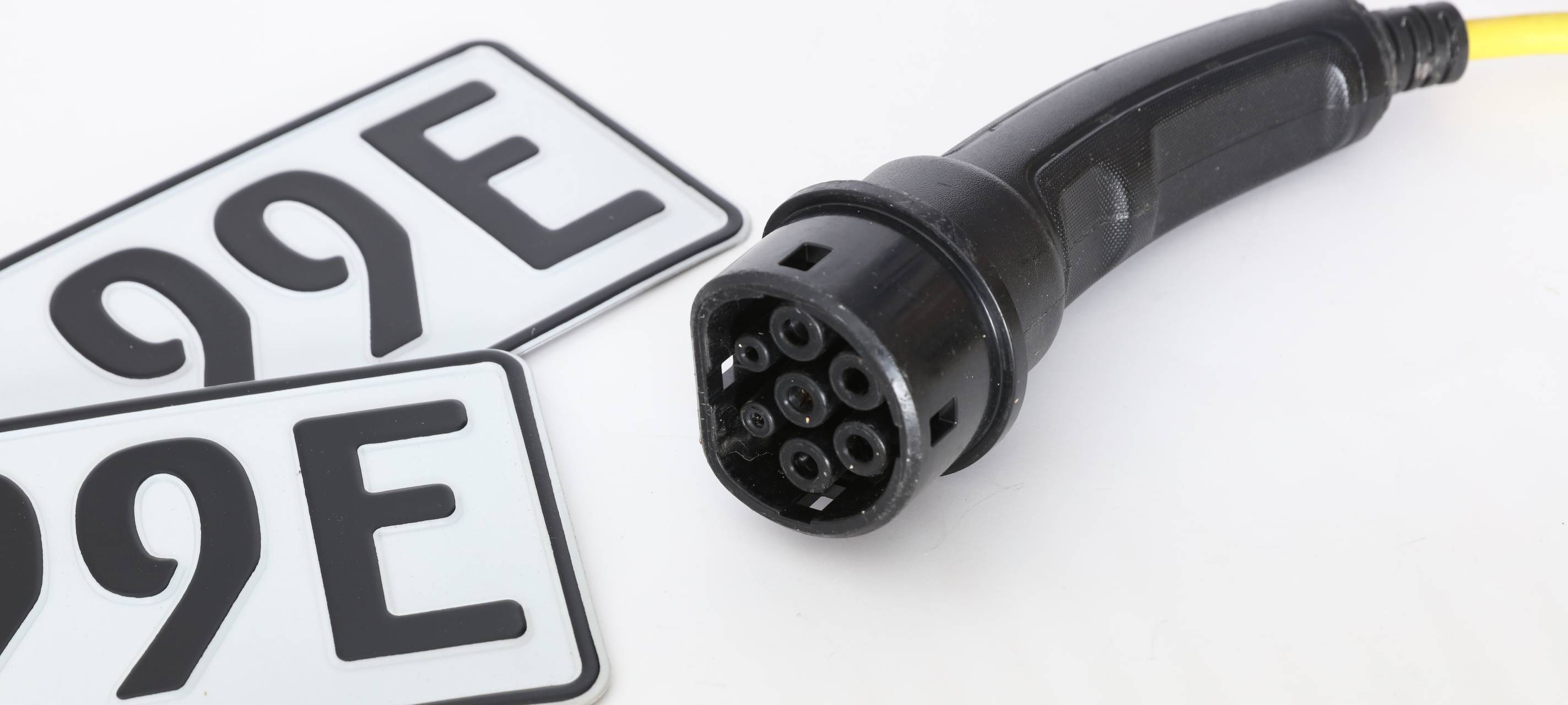 Elektrobus fährt durch Werl und Umgebung