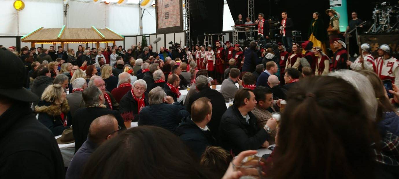 Die 682. Soester Allerheiligenkirmes ist eröffnet