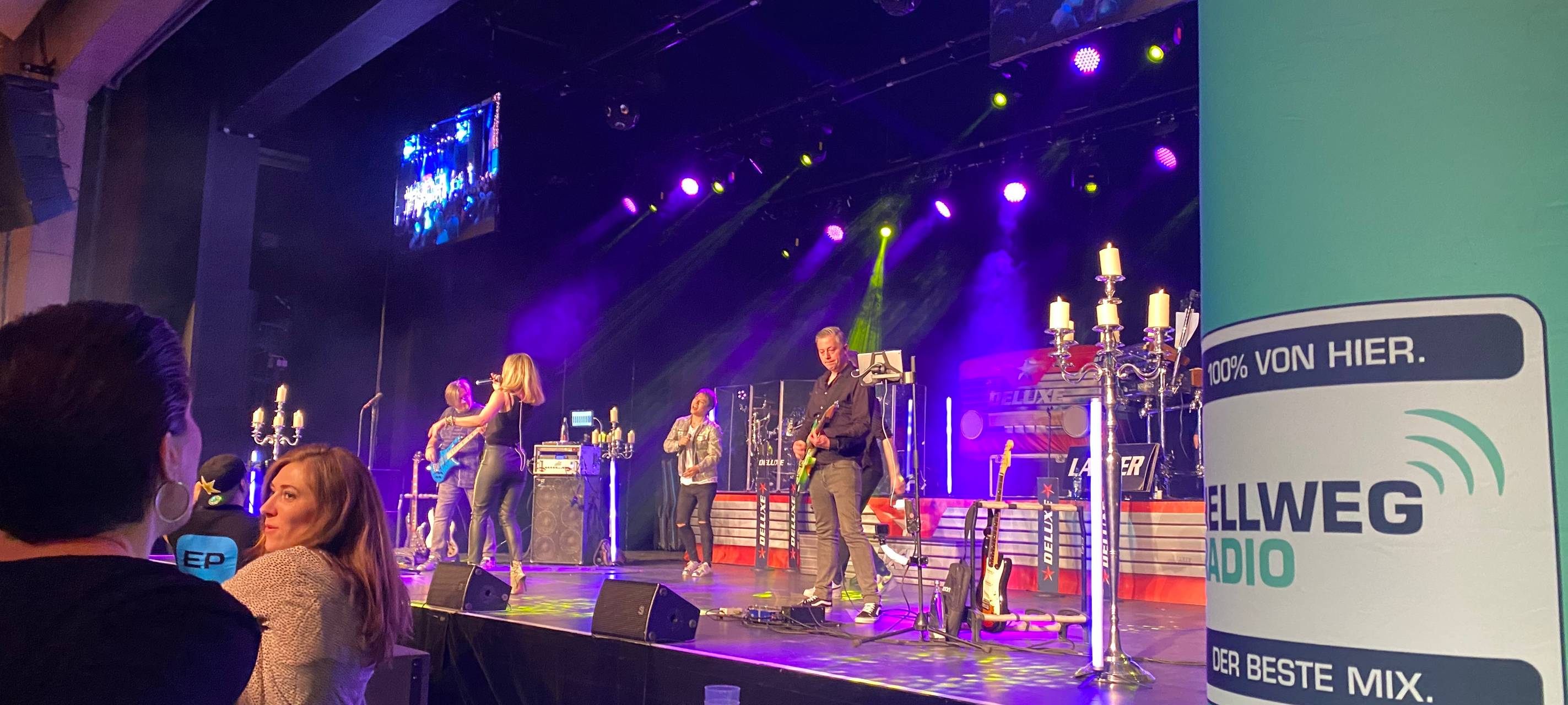 Abstimmung für die Hellweg Radio Weihnachtsparty