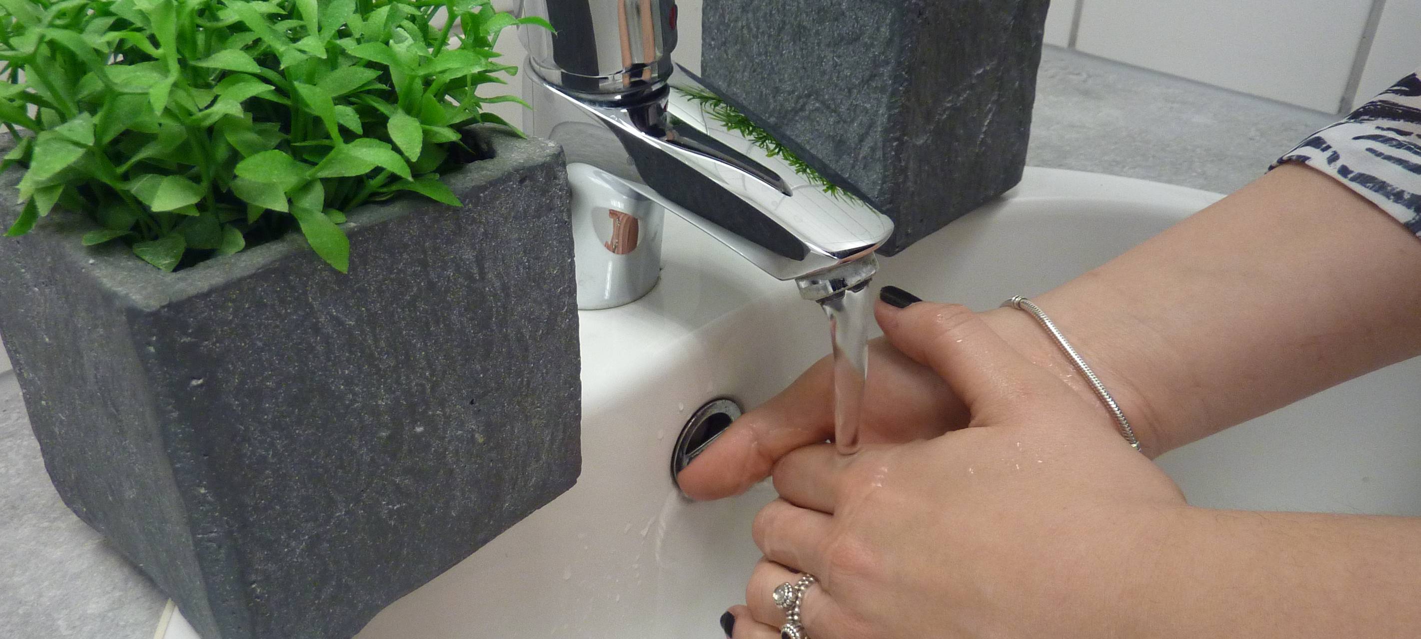 Gratis-Damenhygieneartikel in Lippstädter Schule