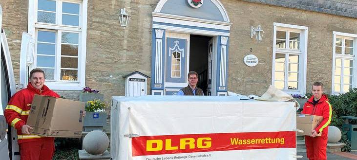 Schutzausrüstung online zur Verfügung stellen