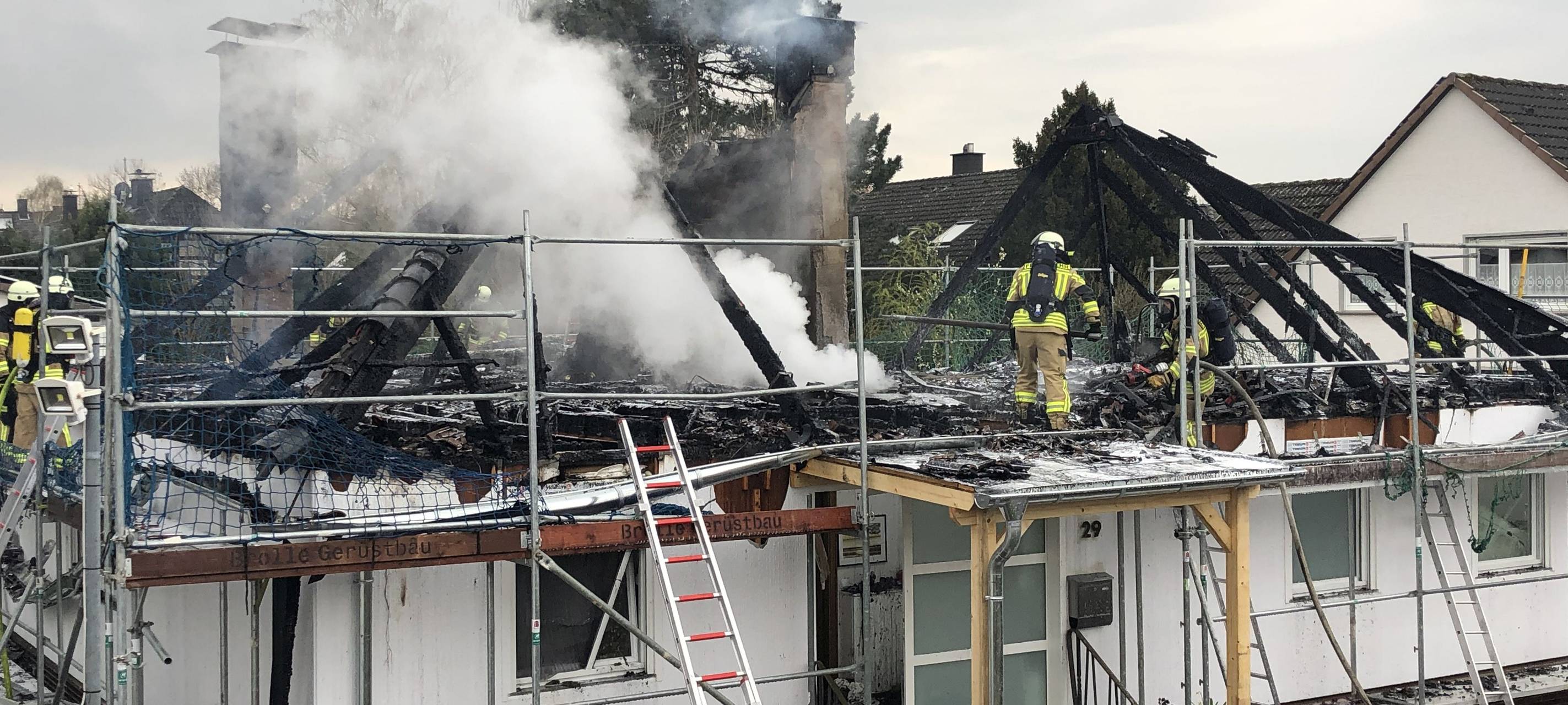 Dachstuhl komplett ausgebrannt
