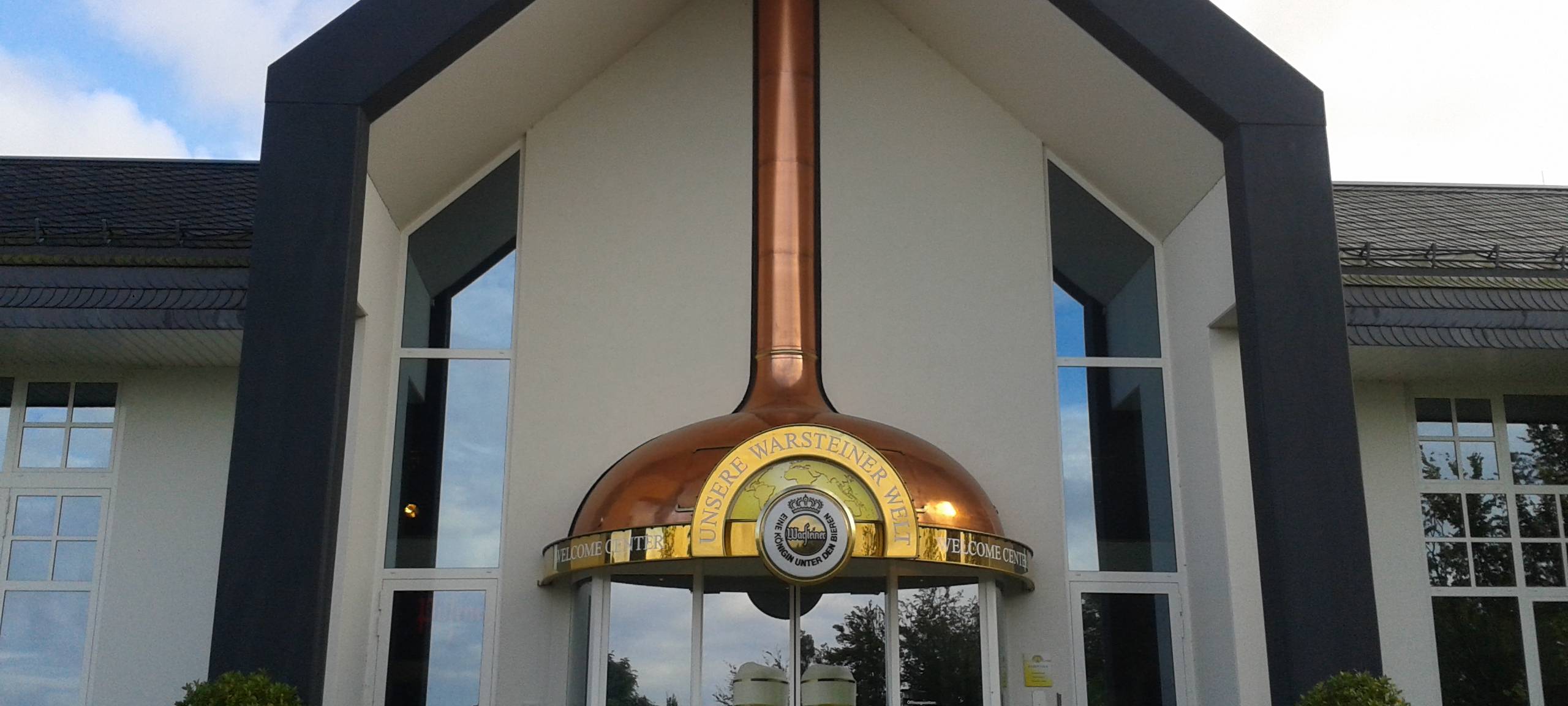 Großeinsatz in Warsteiner Brauerei: Einbrecher gesucht