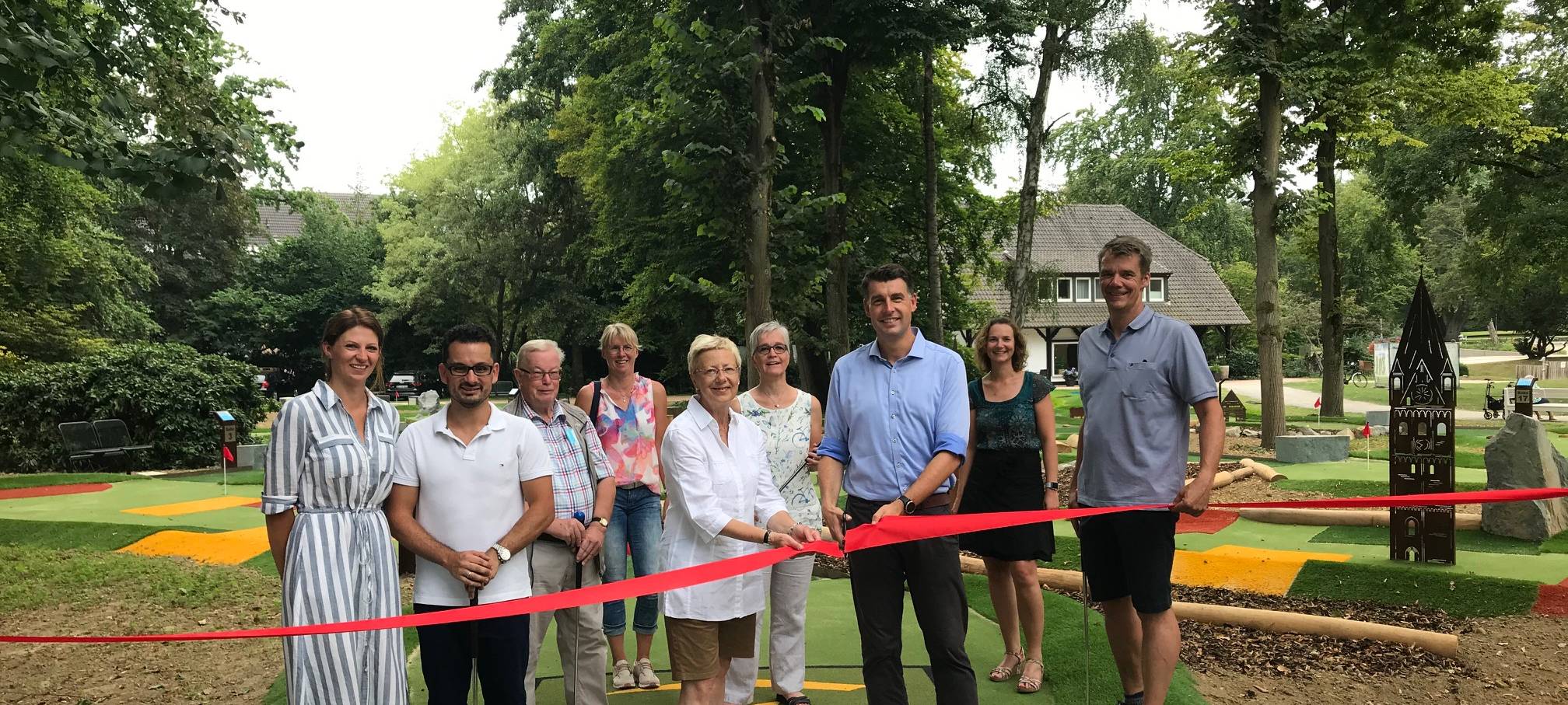 An die Golfschläger, fertig, los!