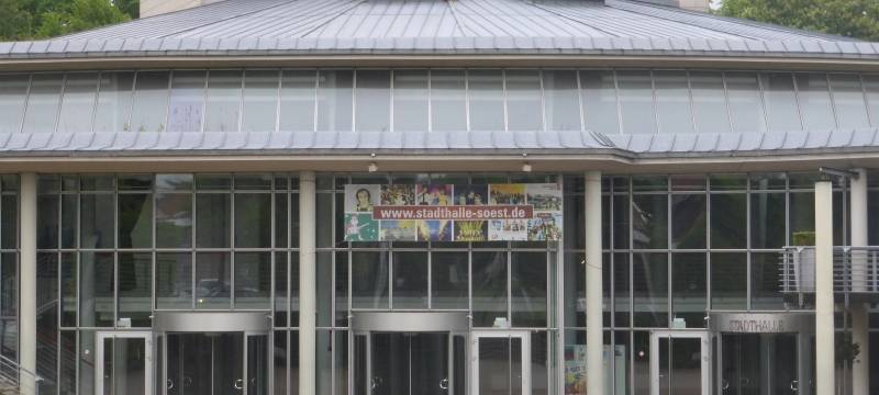 Politiker stehen Rede & Antwort