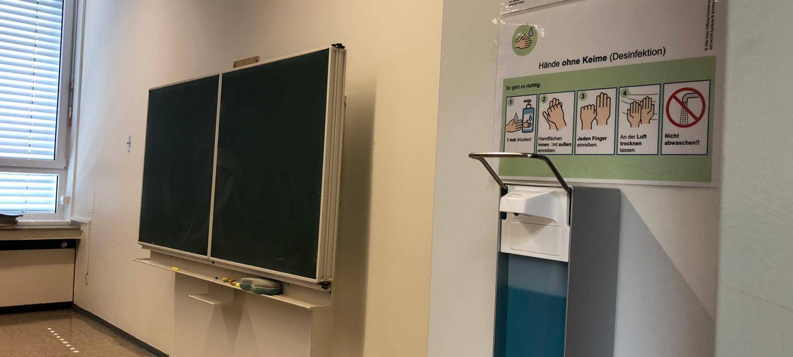 INI-Schüler weiter mit Maske im Unterricht