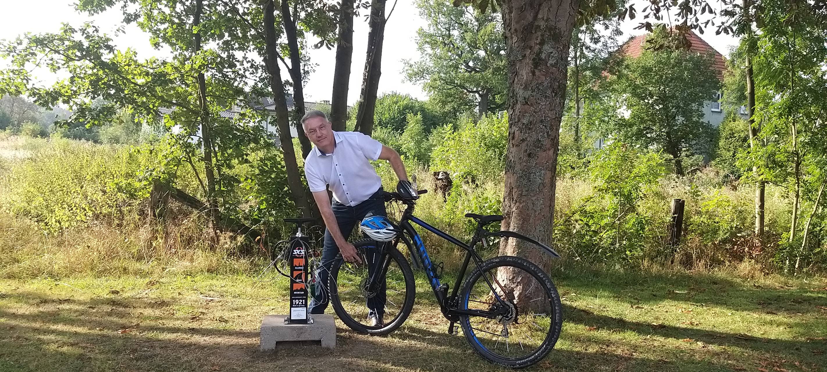 Zweite Fahrrad-Reparaturstation