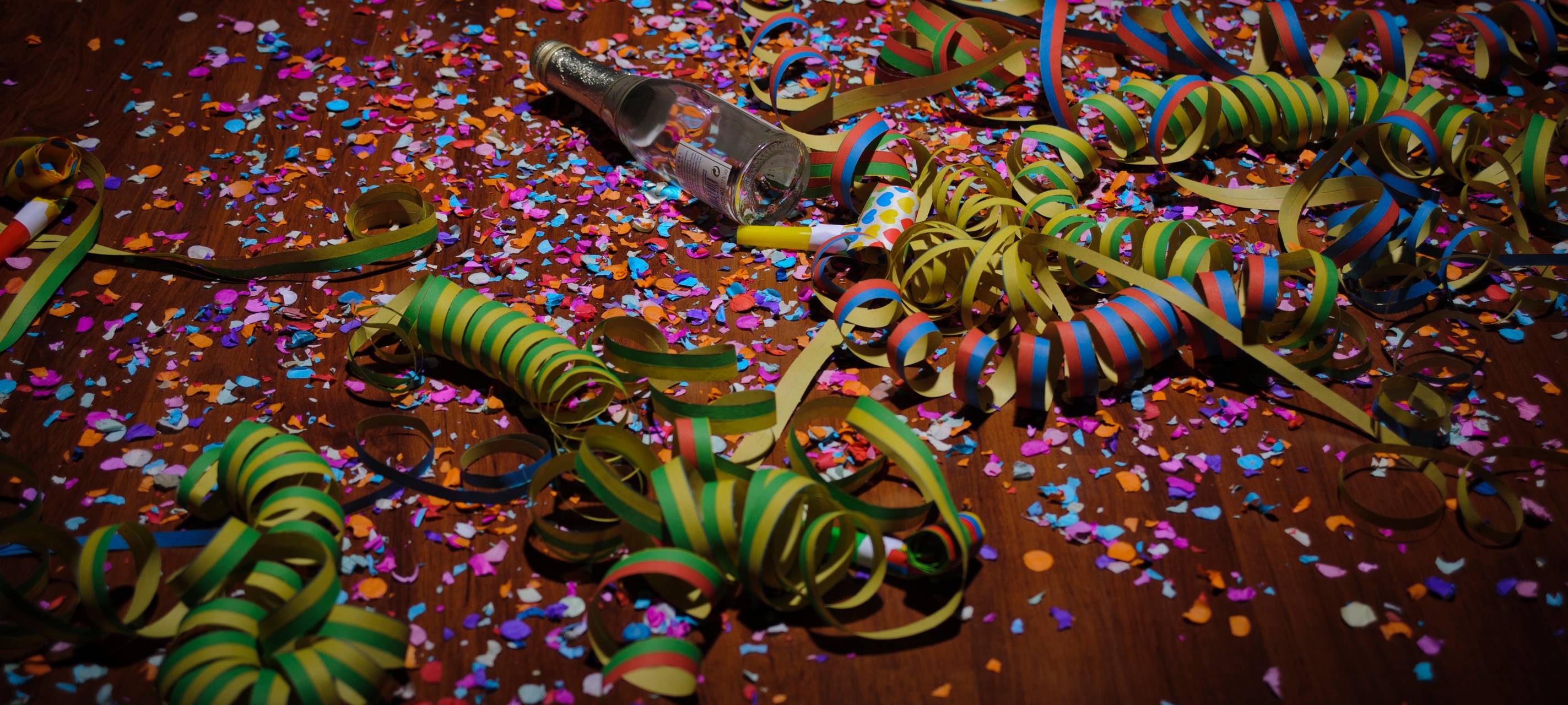 Feiern ab 50 Gästen anmelden