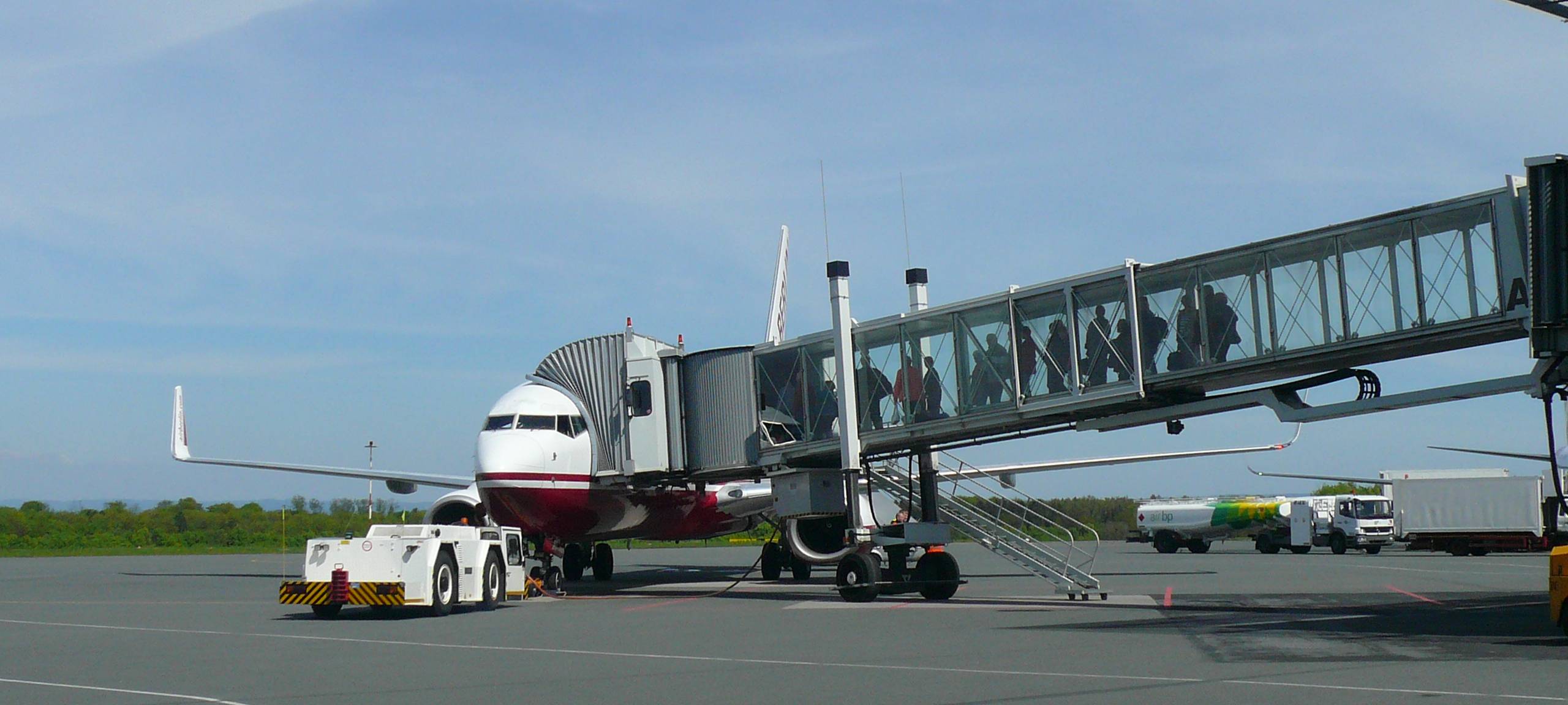 Klimafaire Airline am Flughafen PAD