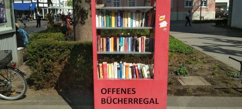 Bücherregal in Lippstadt sucht Freiwillige