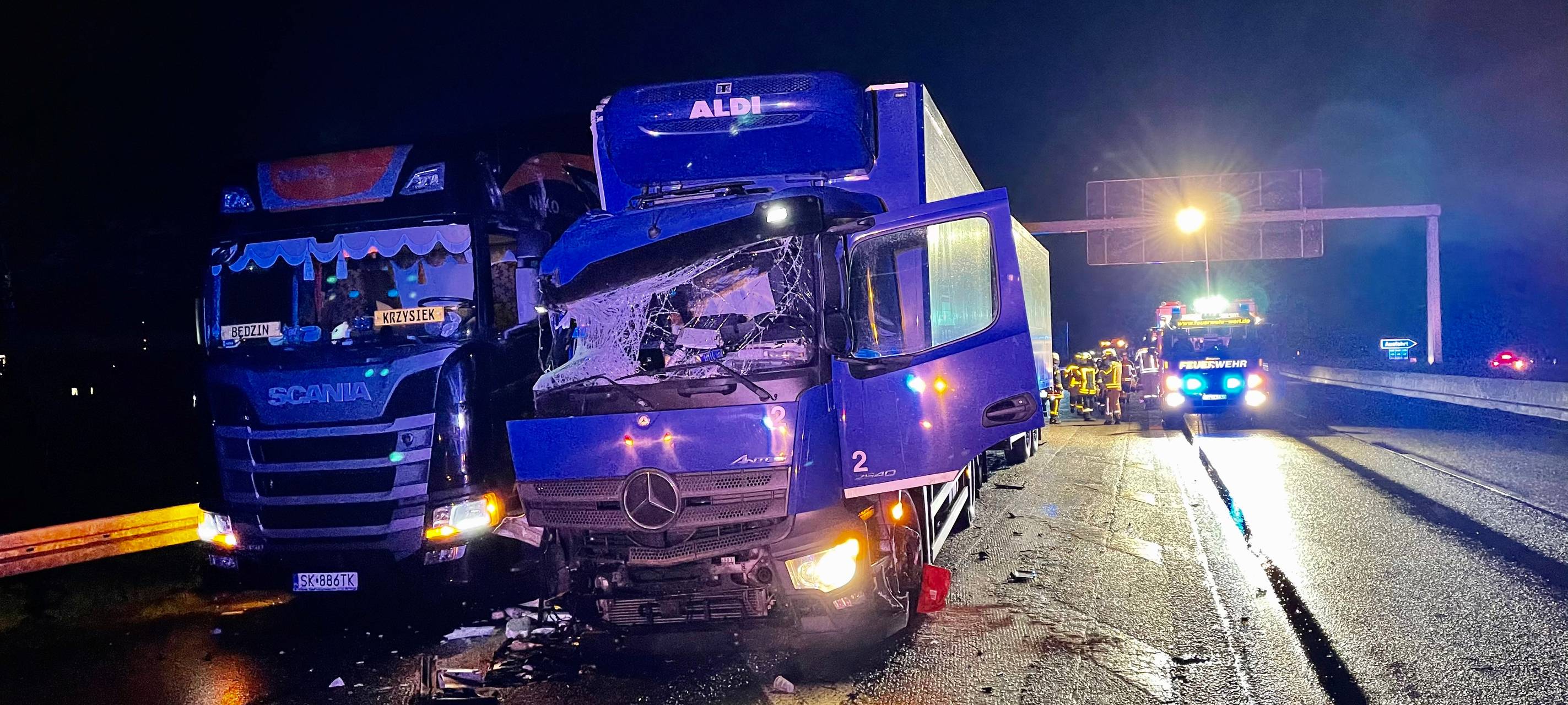 Glück im Unglück bei Unfall auf der A445