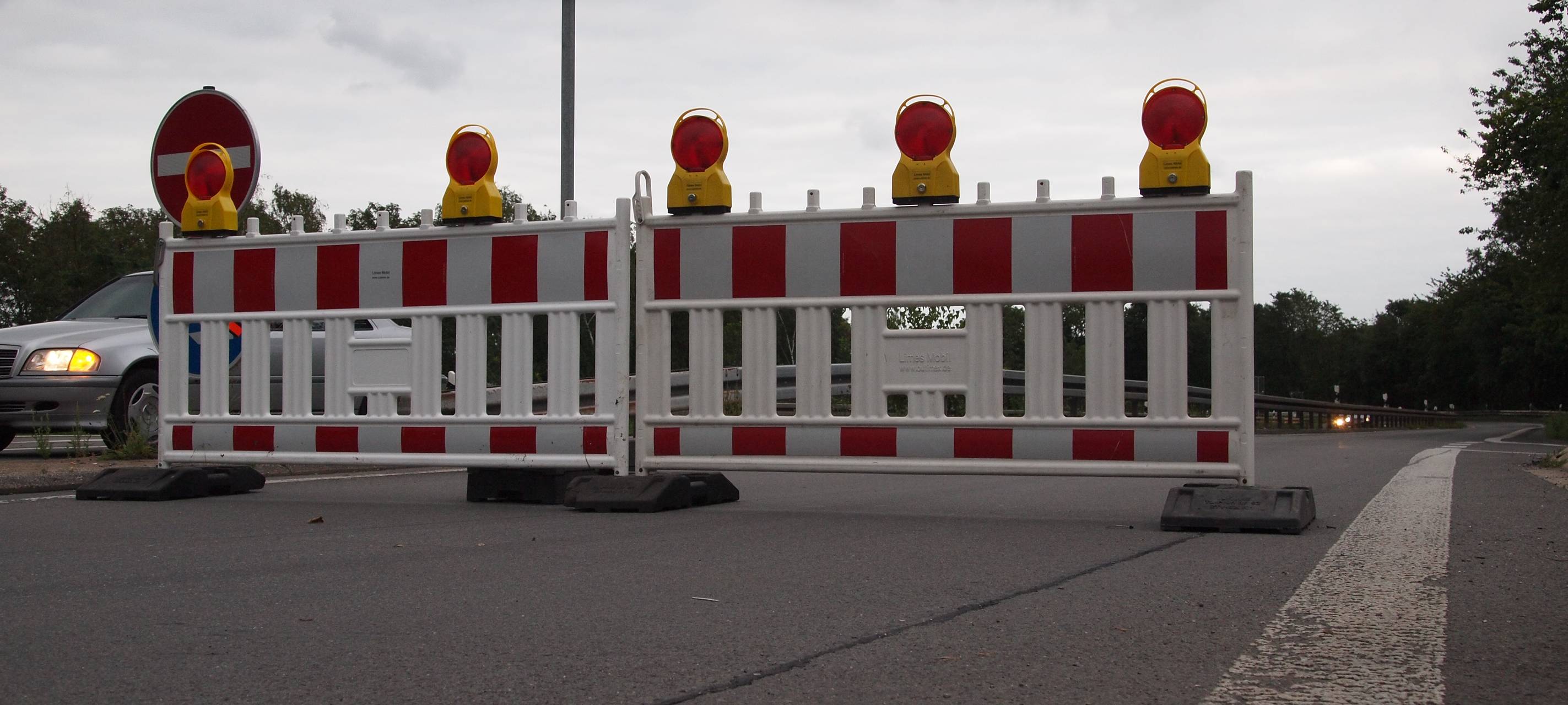 Nächtliche Sperrung der A44