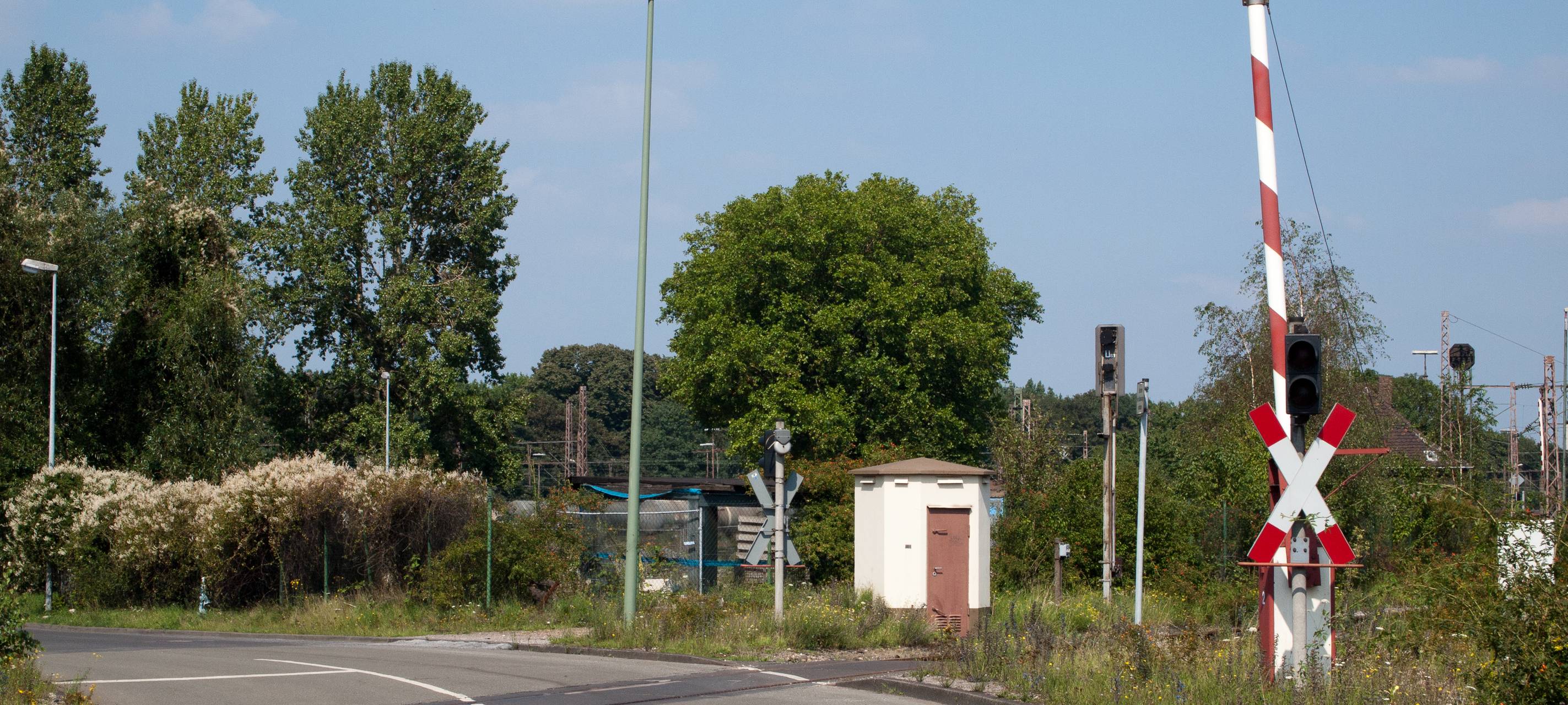 Sperrung: Bahnübergang Hattroper Weg