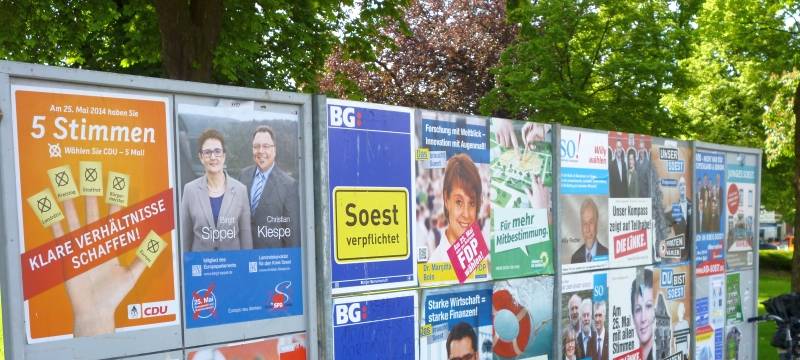 Erste Wahlplakate in Soest