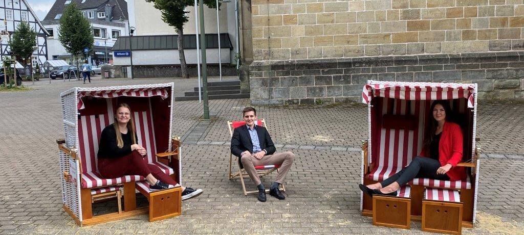 Strandkörbe und Sandkasten in Warstein machen Pause