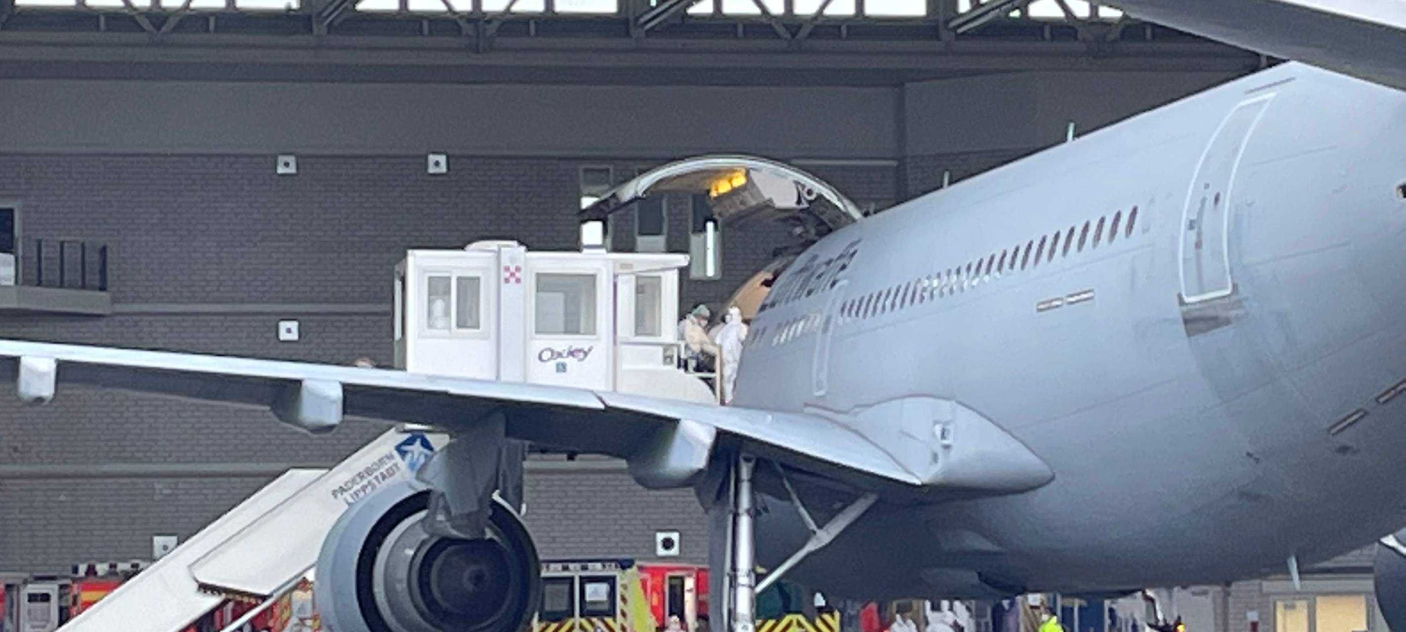 Corona-Patienten landen am Flughafen Paderborn-Lippstadt