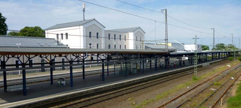Bahn gesperrt: Baum legt Strecke Soest-Unna lahm