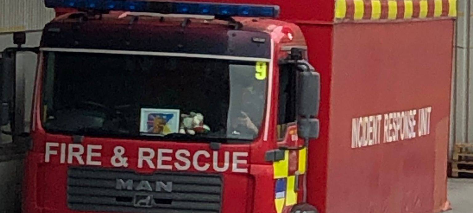 Spende an die Ukraine: britische Feuerwehrautos in Soest