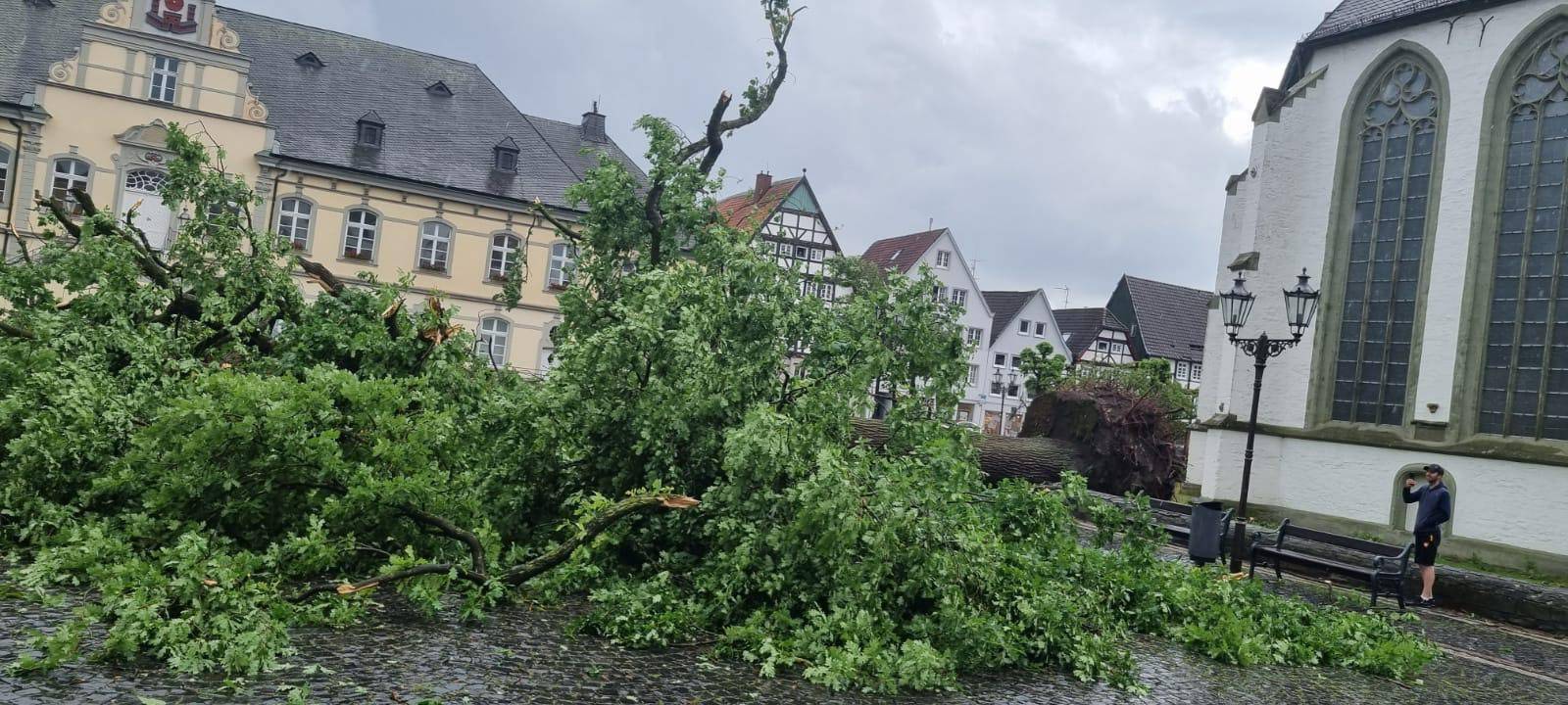 Alle aktuellen Infos zum Tornado in Lippstadt