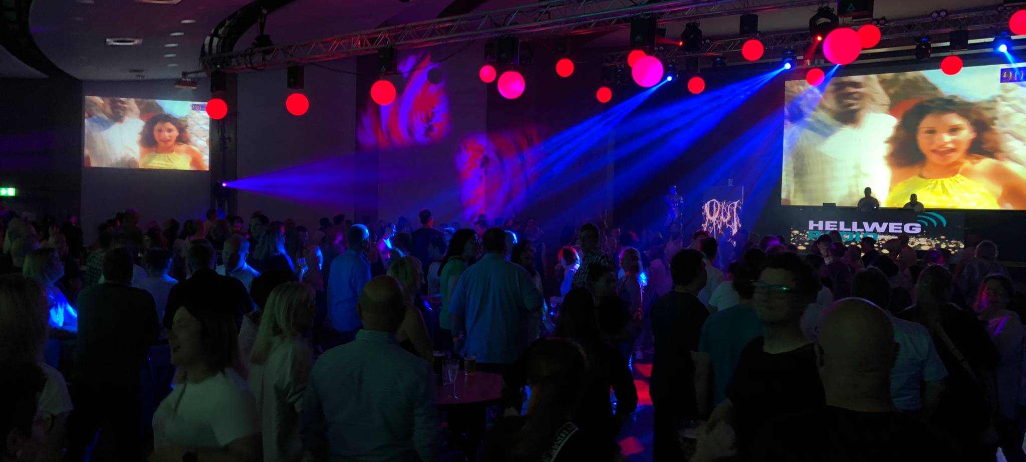 Die Hellweg Radio 90er-Party