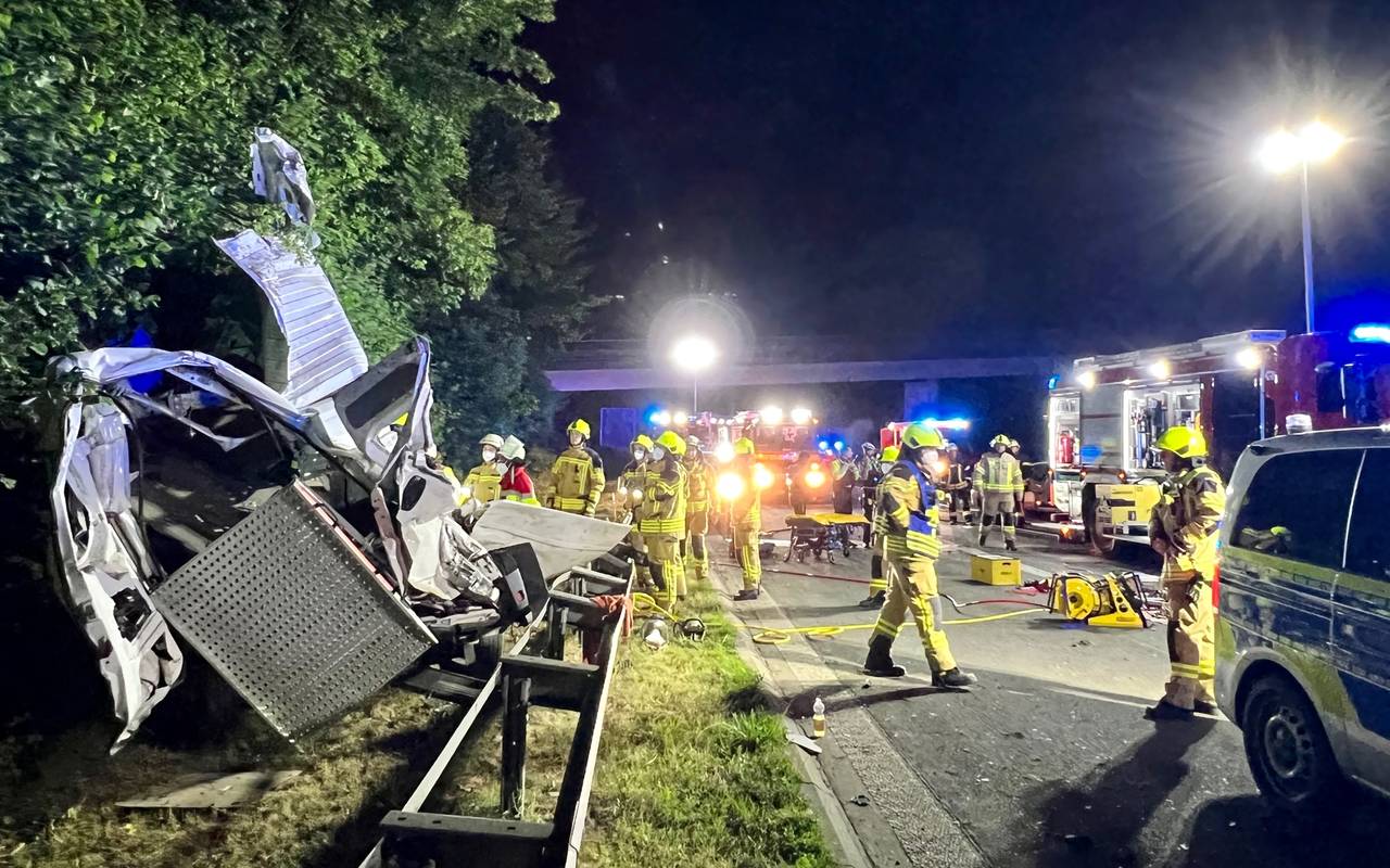 Schwerer Unfall Auf Der A445 Hellweg Radio