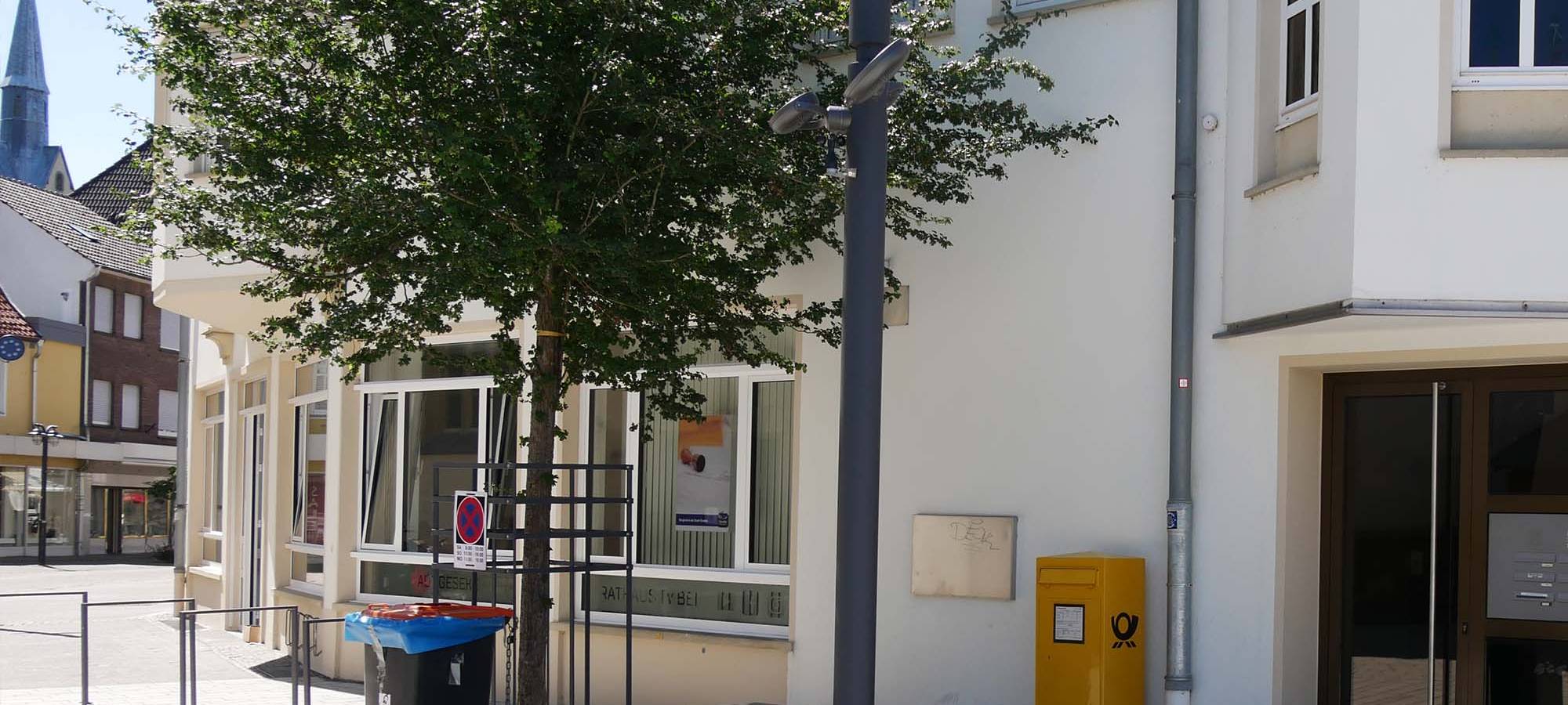 Neue Bänke auf dem Geseker Marktplatz