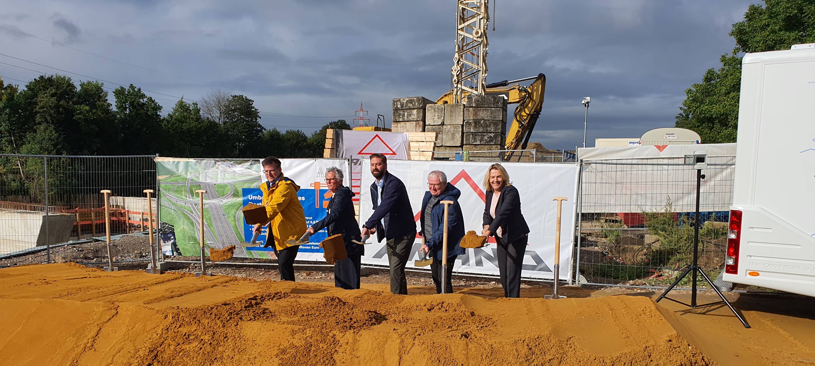 Spatenstich Kreuz Dortmund/ Unna