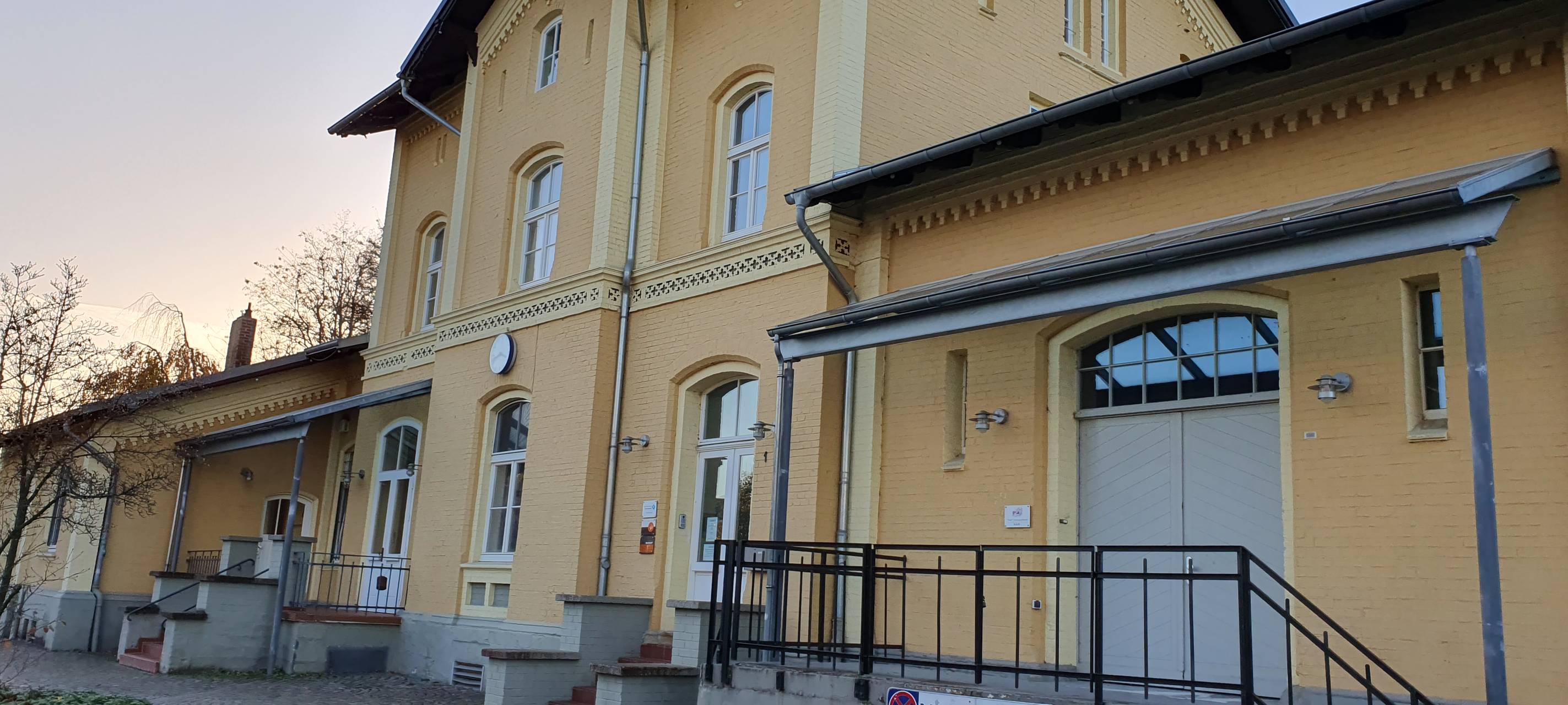 Wie steht es um die Bahnhöfe im Kreis Soest?