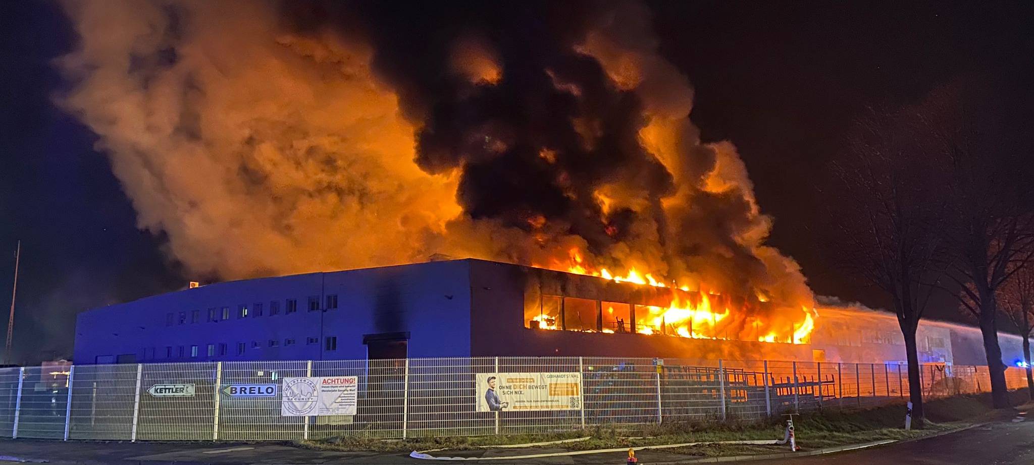 Großbrand in Werl: Feuerwehreinsatz beendet