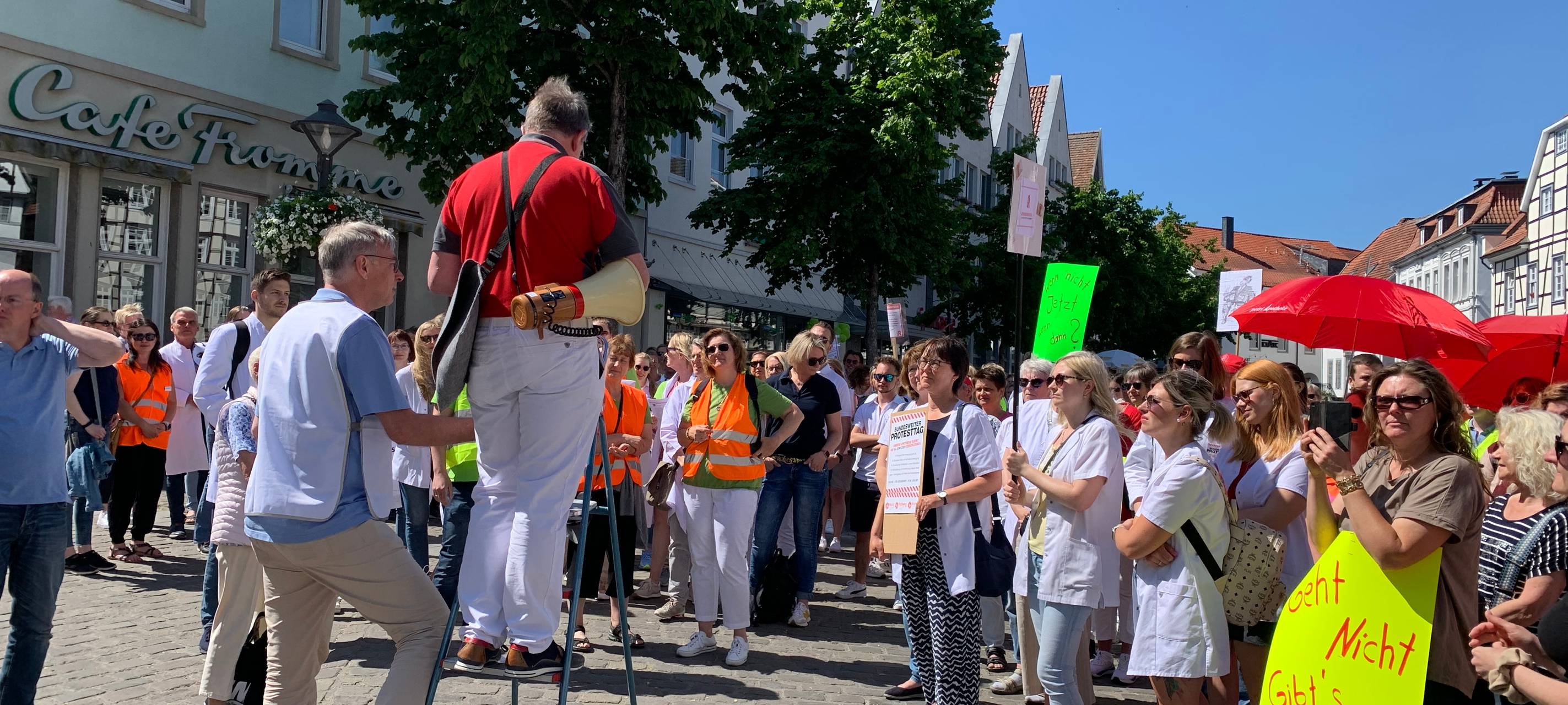 Apotheker Kundgebung auf dem Soester Marktplatz