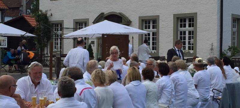 Picknick in Wickede: Diner en blanc