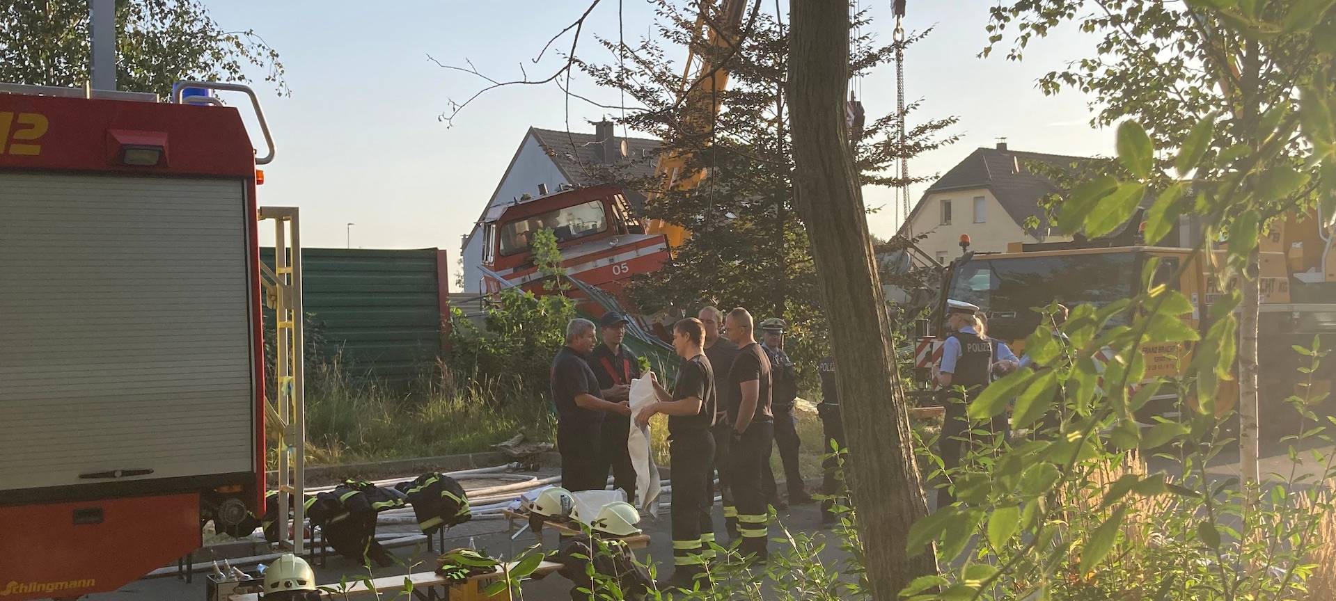 Bergungsarbeiten nach dem Zugunglück in Geseke.