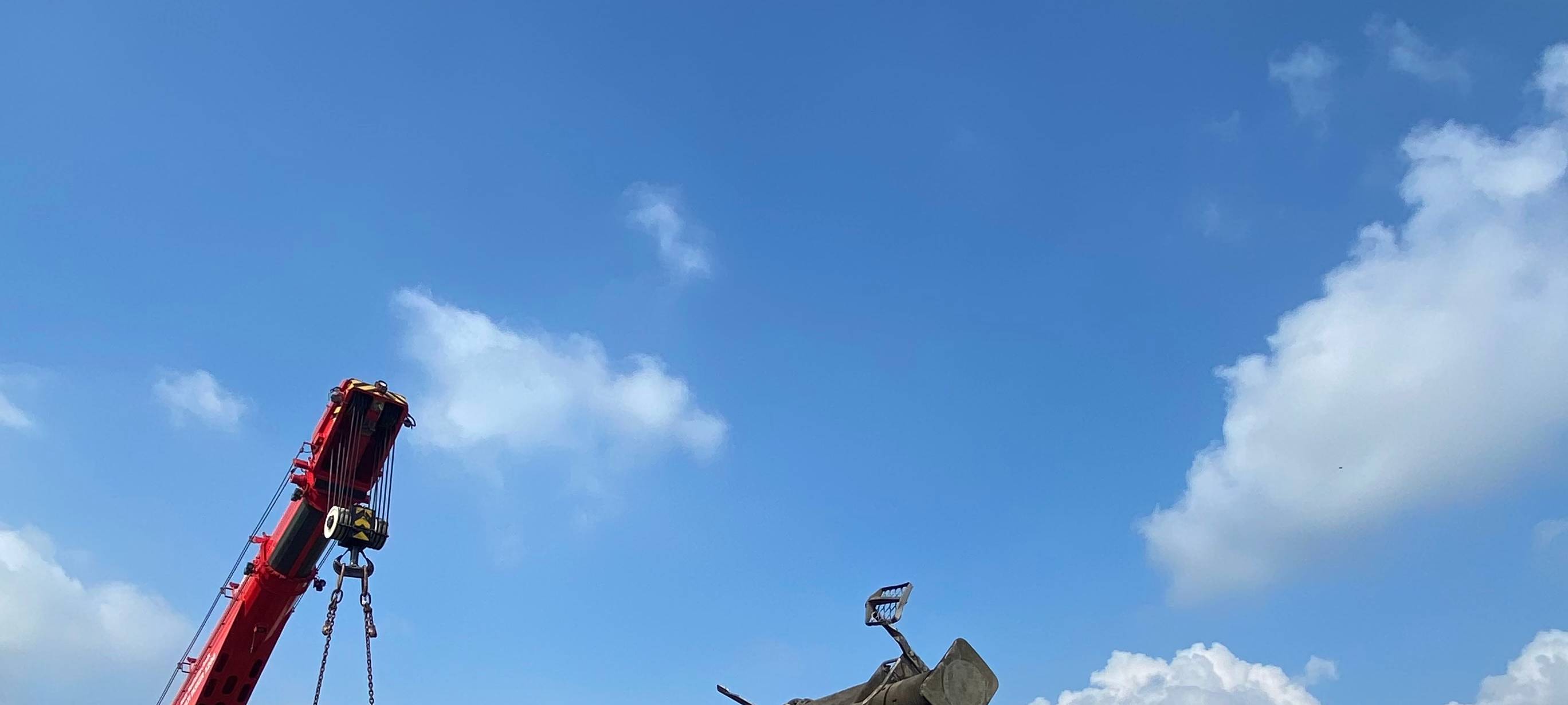 In Geseke laufen die Aufräumarbeiten nach dem tragischen Zugunglück.