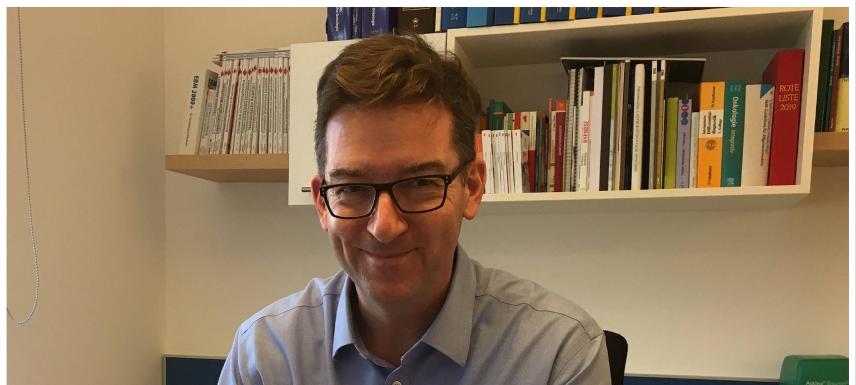 Dr. Thomas Hamm aus Soest und Hellweg Radio Reporterin Ines Holtmann