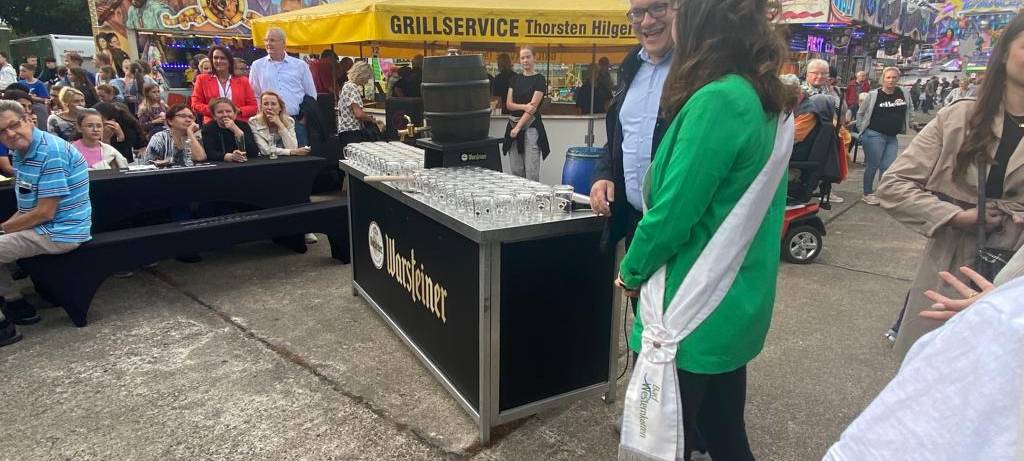 Die Erwitter Schlosskirmes 2023 ist eröffnet.