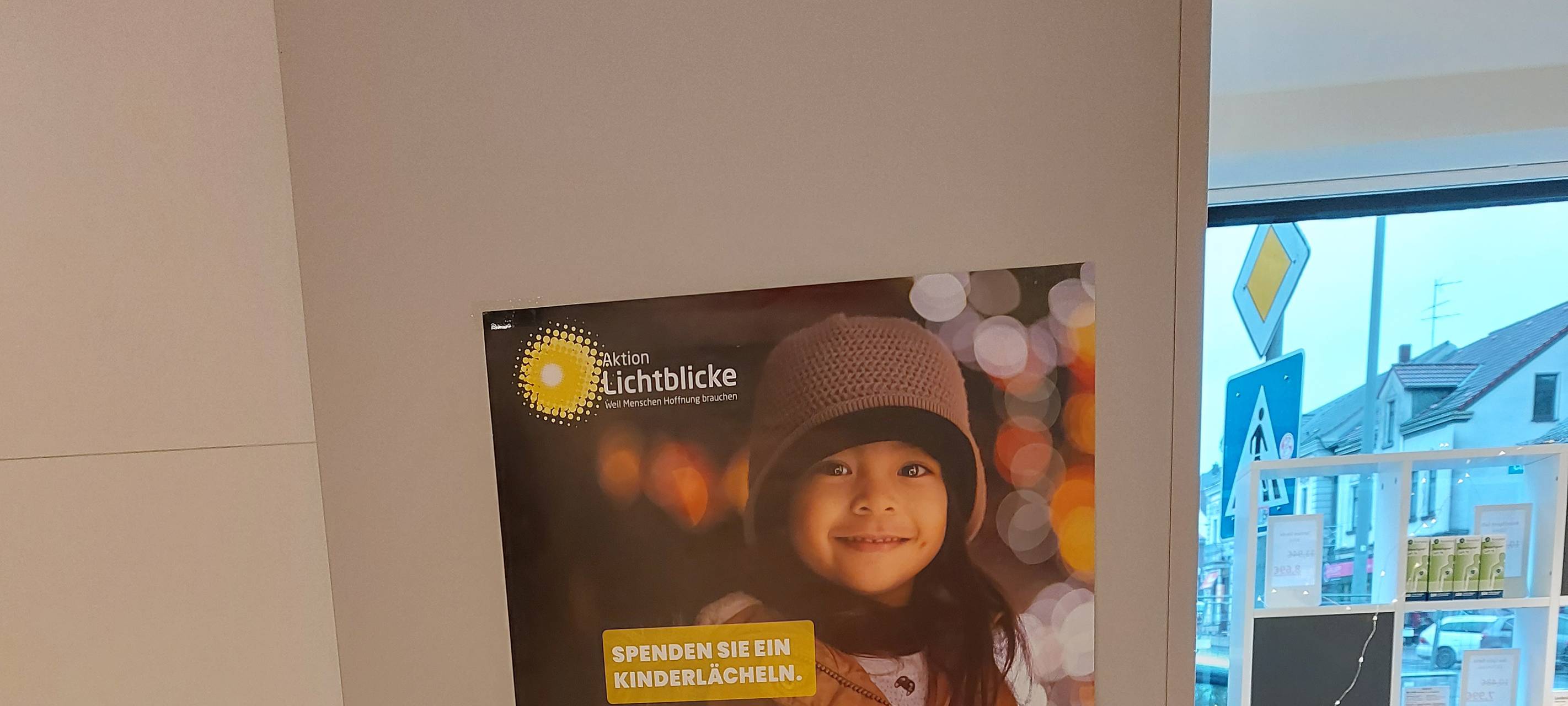 Ruhr Apotheke Wickede backt wieder Waffeln für den guten Zweck