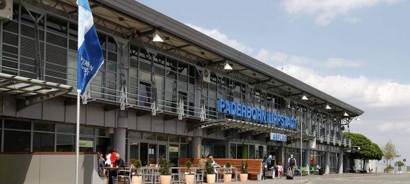 Osterferien-Start: Volle Autobahnen und Hochbetrieb am Airport