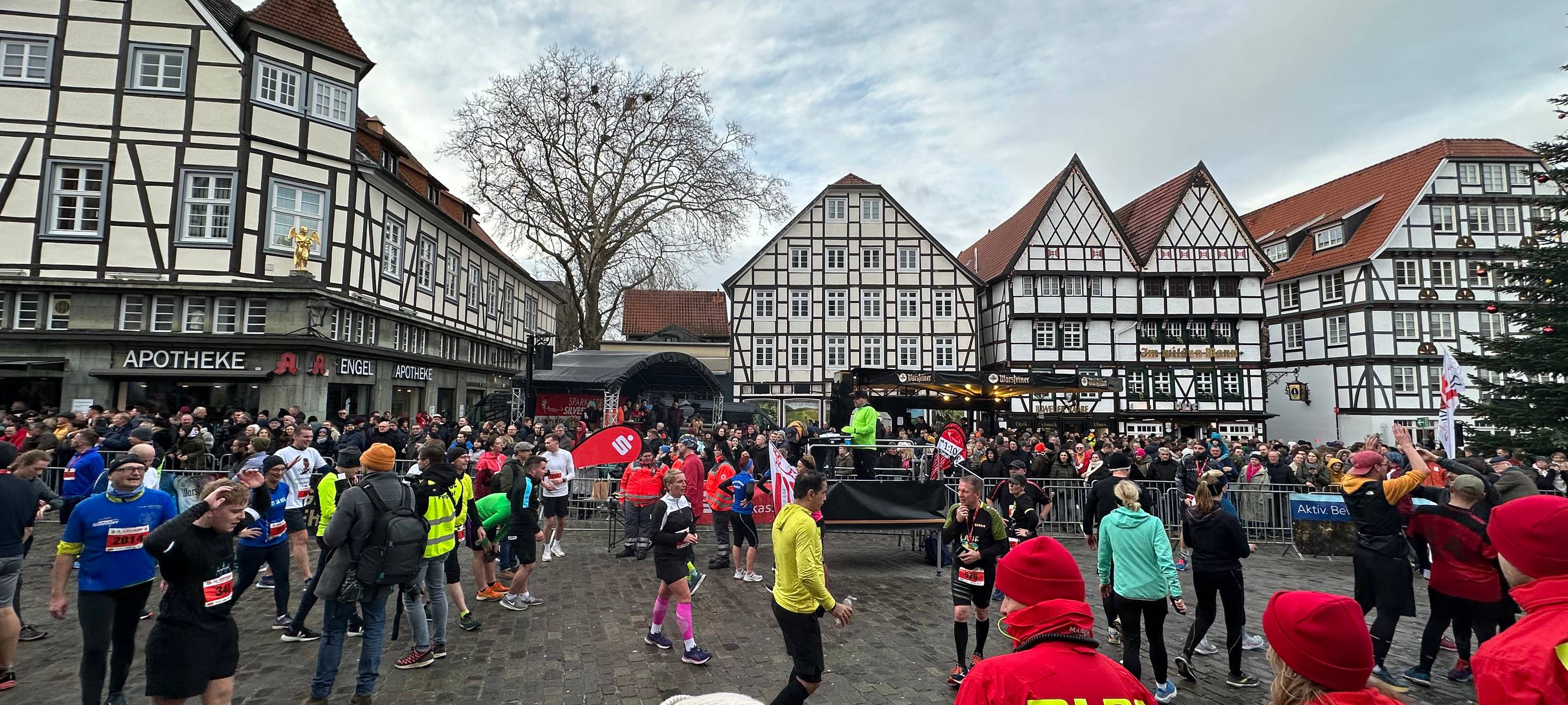 Tausende beim Silvesterlauf 2023