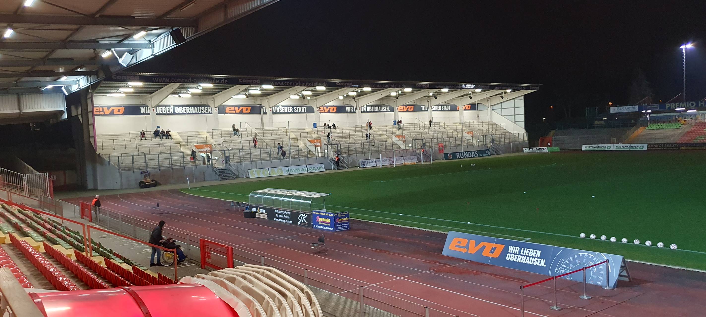 Rot-Weiß Oberhausen - SV Lippstadt am 02.02.2024