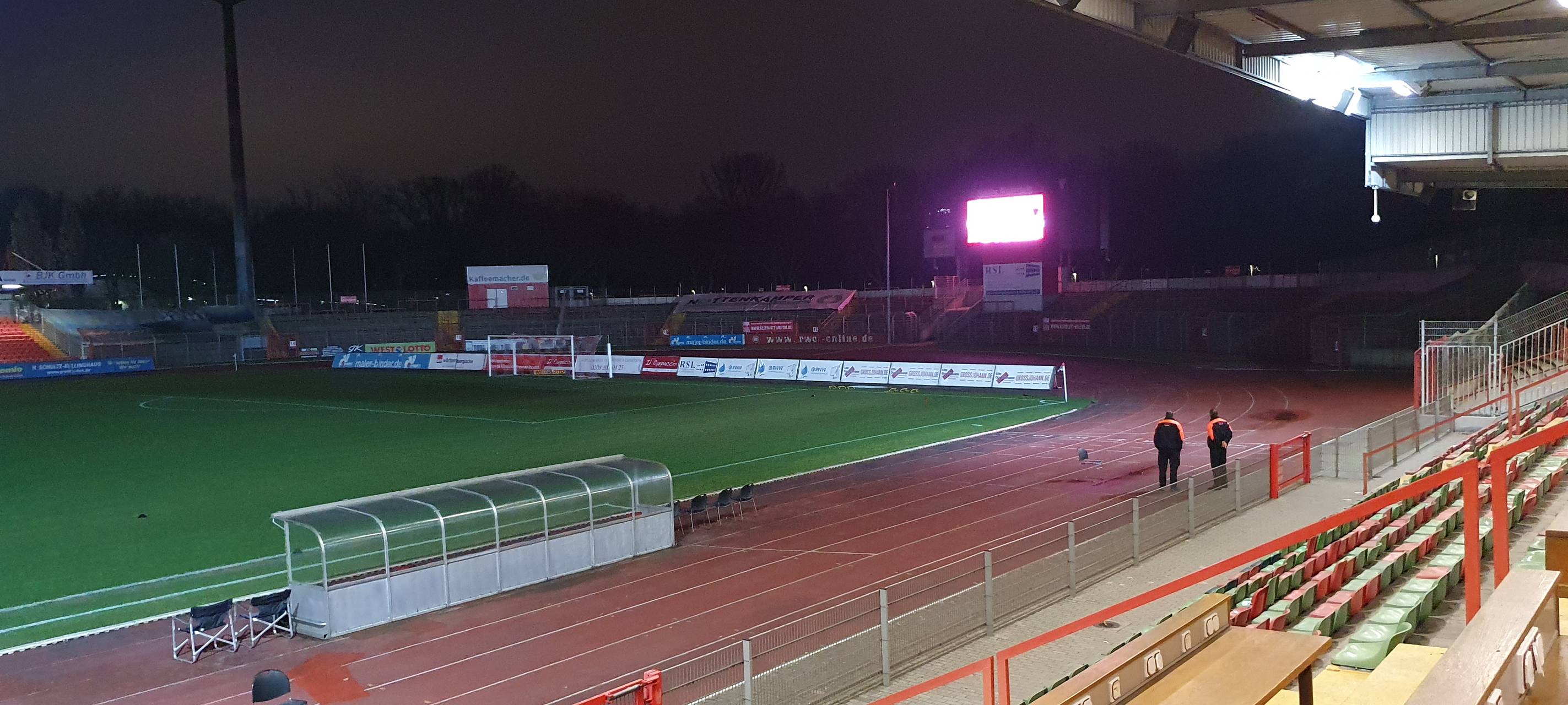Rot-Weiß Oberhausen - SV Lippstadt am 02.02.2024