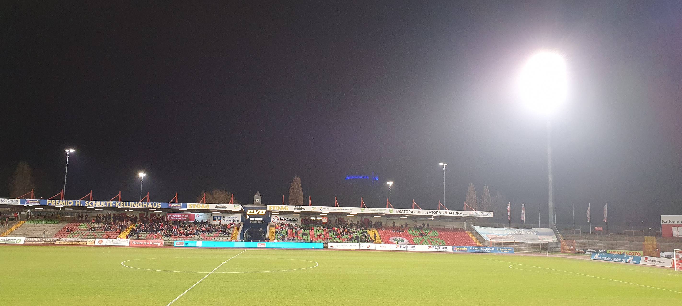 Rot-Weiß Oberhausen - SV Lippstadt am 02.02.2024
