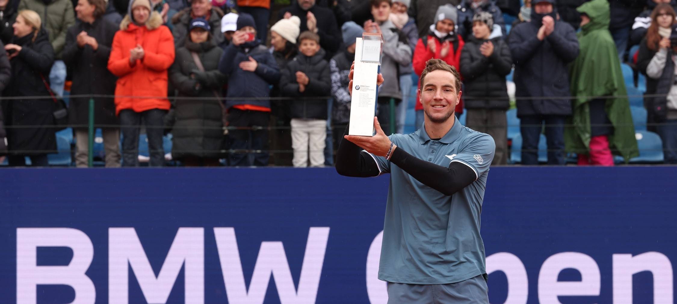 Warsteiner Tennisprofi Jan Lennard Struff gewinnt BMW Open in München.