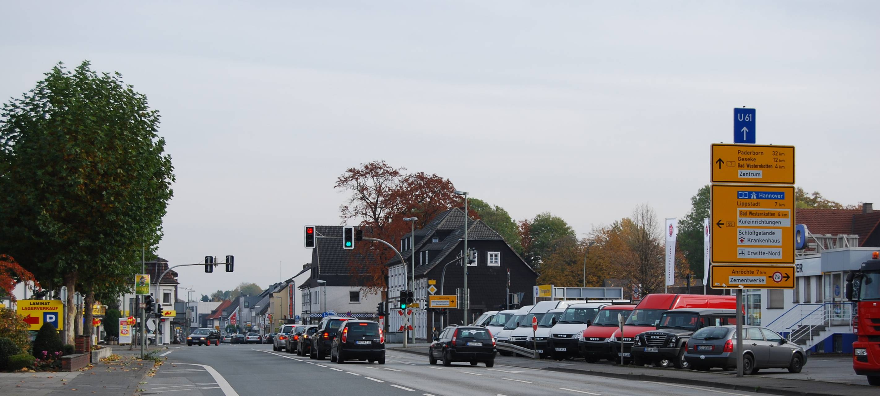 Die Anfahrt zur Kreuzung der B 1 und B 55.