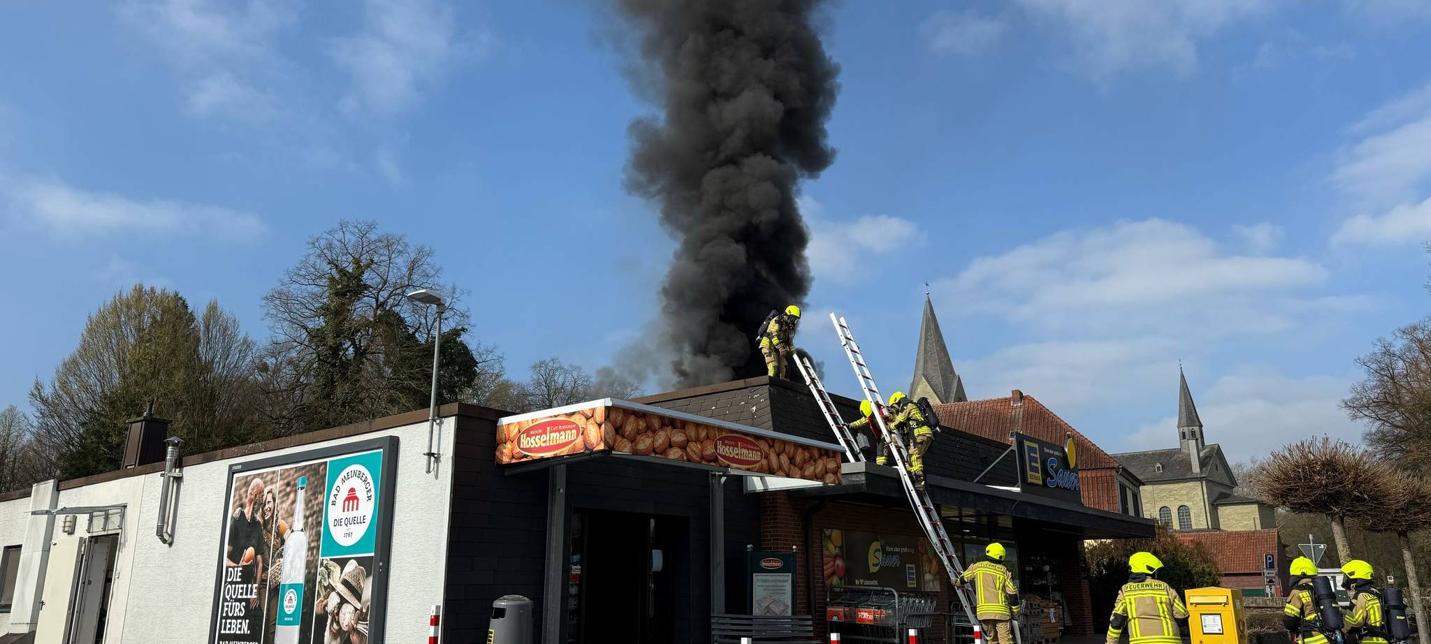 Brand in Edeka-Markt in Werl-Westönnen