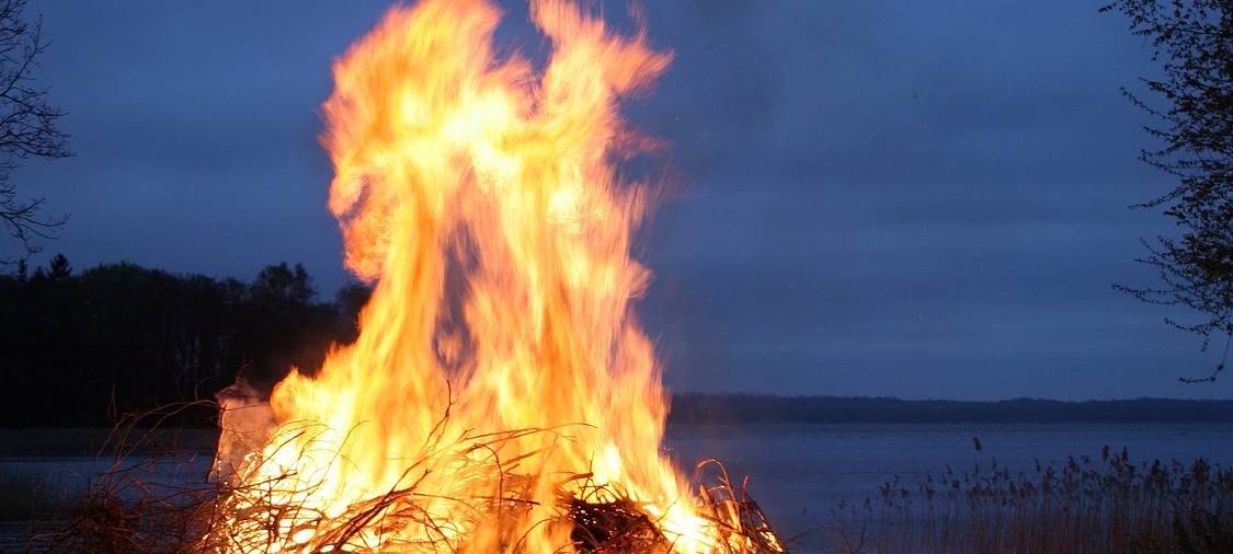 Hier knistert's 2025: Die Osterfeuer im Kreis Soest